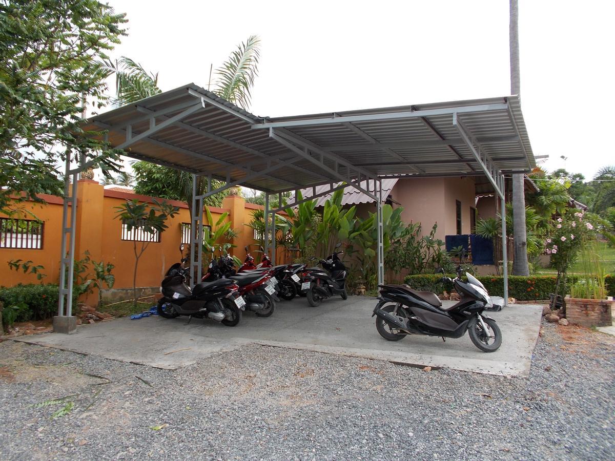 Bee Nat Garden Resort Bang Rak Beach  Ngoại thất bức ảnh