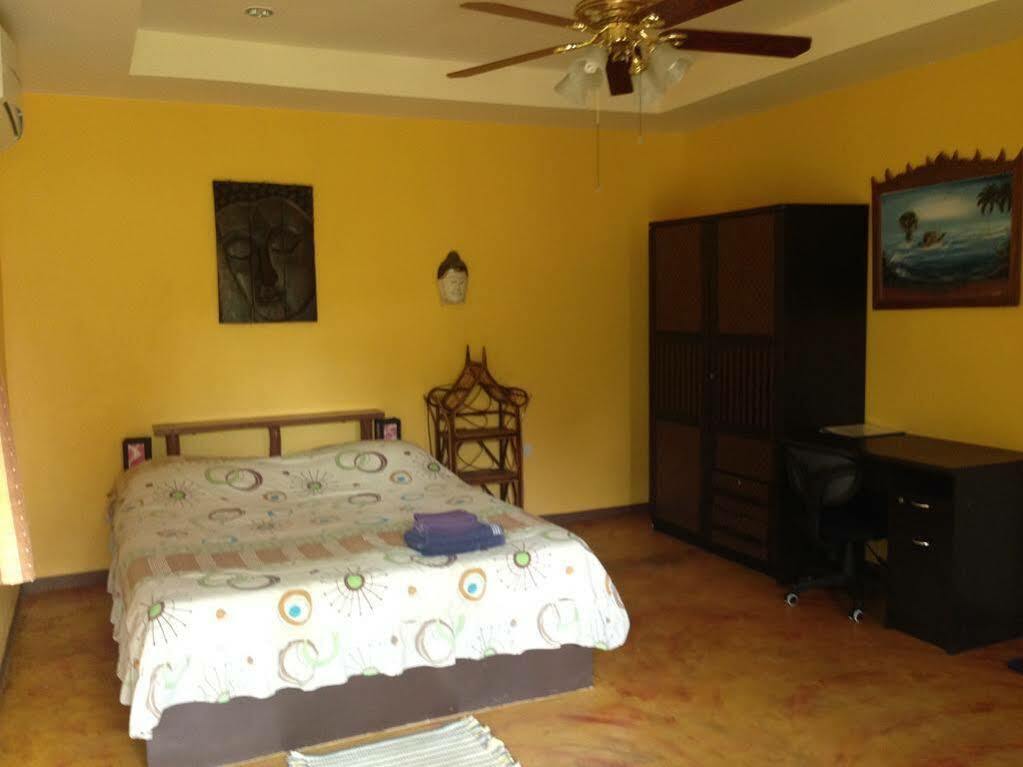 Bee Nat Garden Resort Bang Rak Beach  Ngoại thất bức ảnh