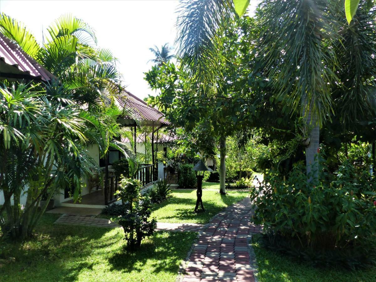 Bee Nat Garden Resort Bang Rak Beach  Ngoại thất bức ảnh